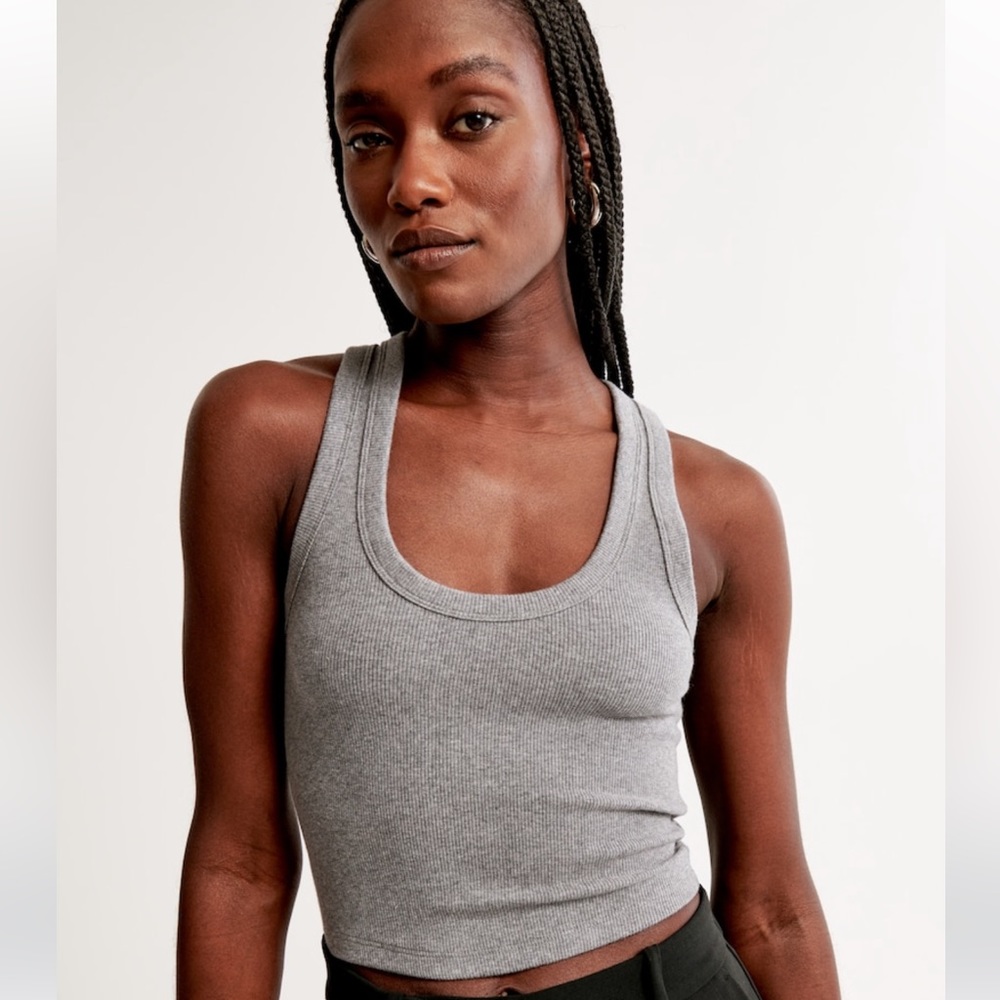 ABERCROMBIE & FITCH ESSENTIAL RIB TUCKABLE SCOOPNECK TANK